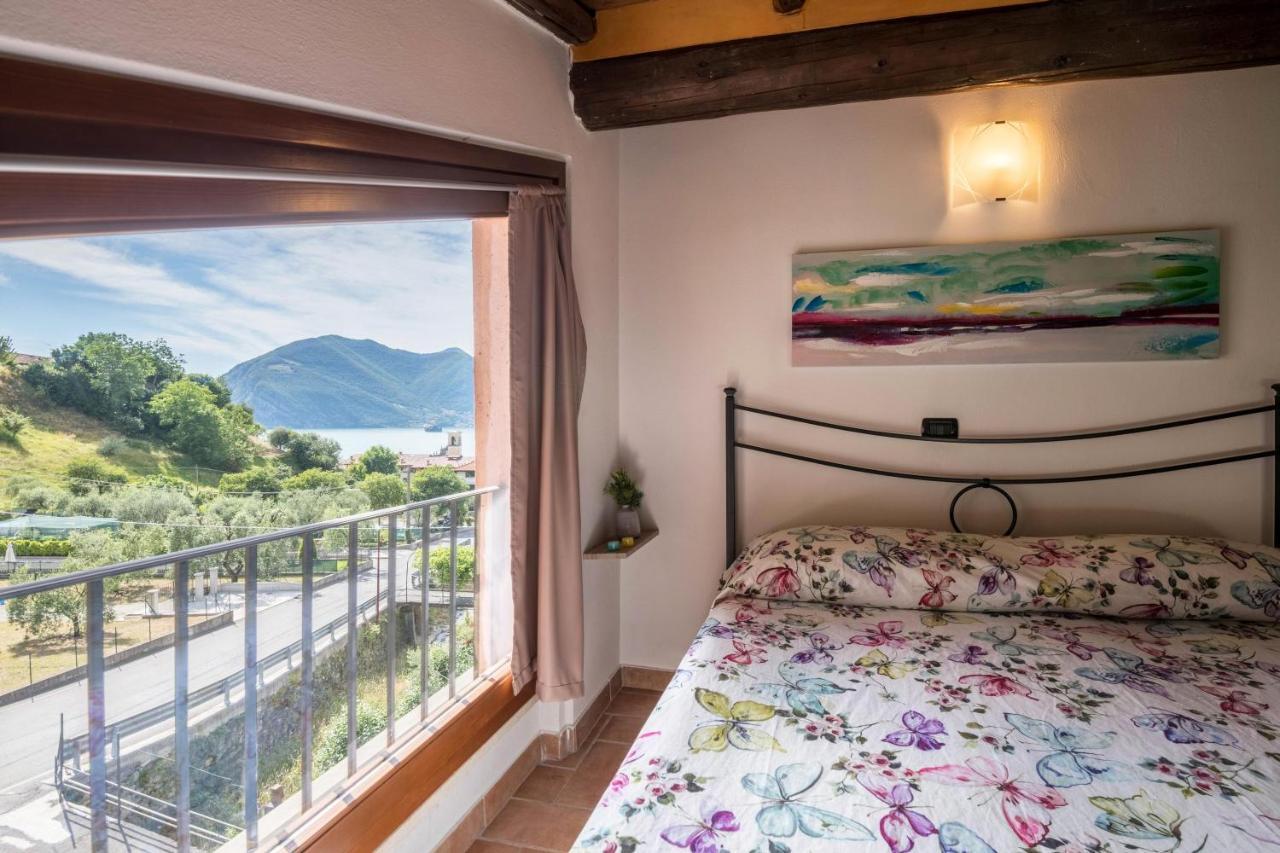 Mansarda Con Vista Lago Sulzano Εξωτερικό φωτογραφία